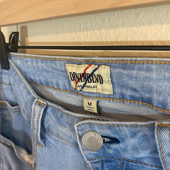 Light Washed Distressed Jean Mini Skirt - Picture 2 of 3